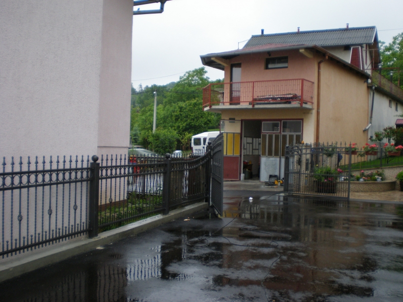 P5210375