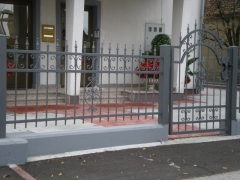 PA100403
